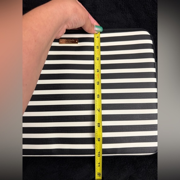 Kate Spade Black and White Striped Tablet Sleeve - Picture 8 of 9